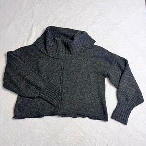 ***💲BOGO$*** gray sweater